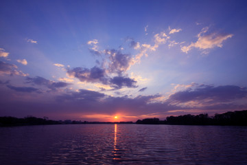 现代诗歌精选（二十篇）